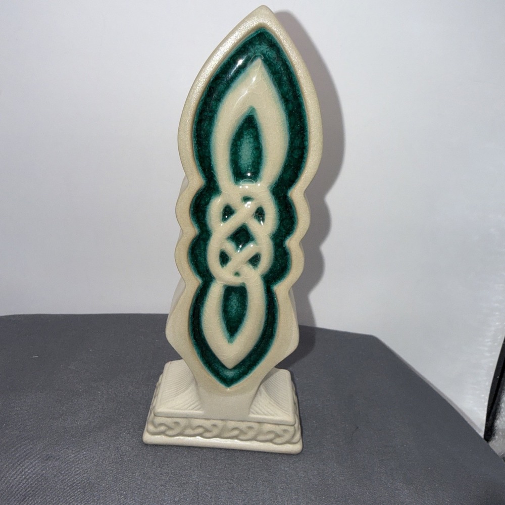 ETERNALLY IRISH BY ENESCO "LOVER'S KNOT" PLAQUE #111919 2002